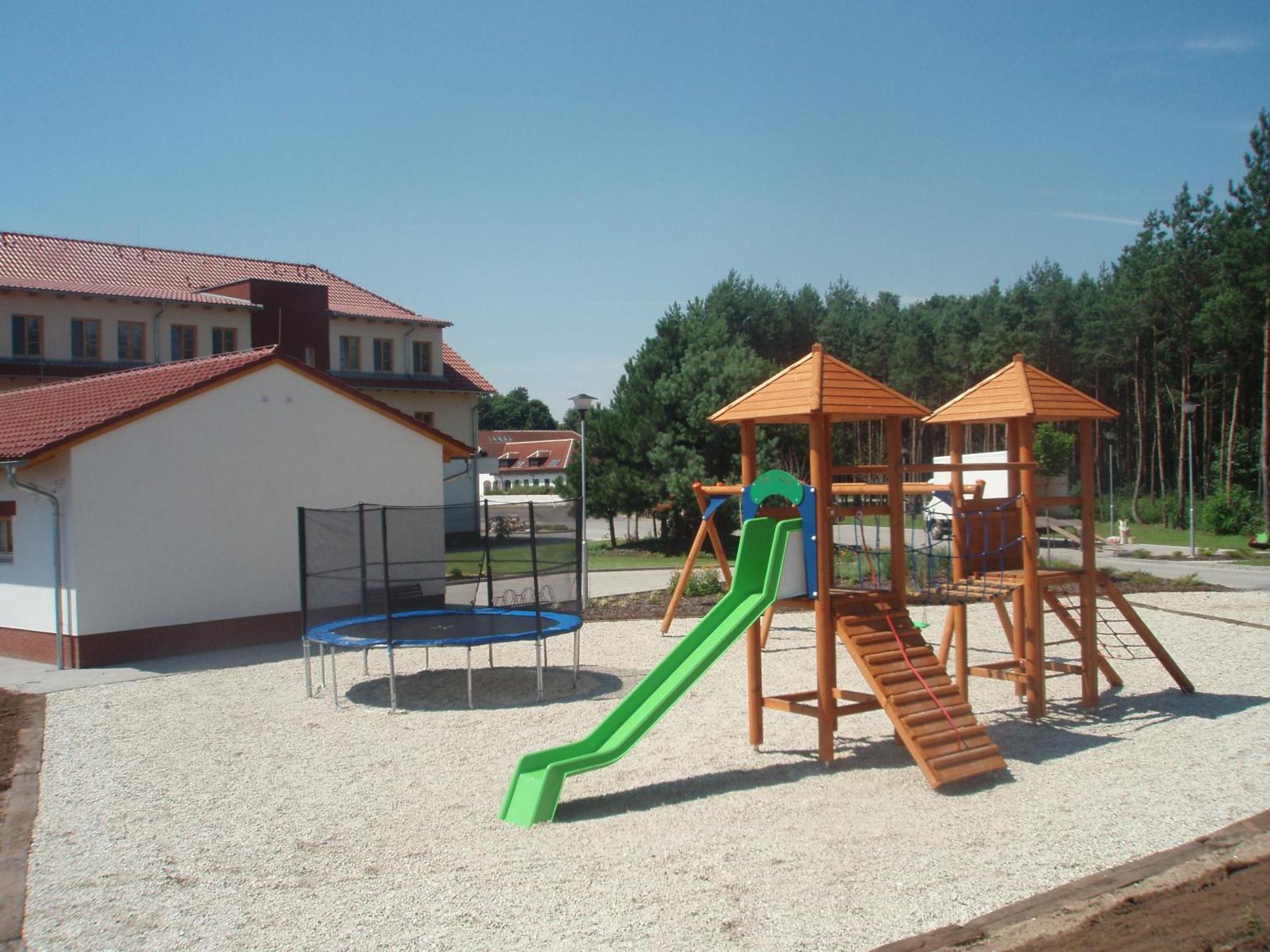 Garni Hotel Celnice Břeclav Εξωτερικό φωτογραφία